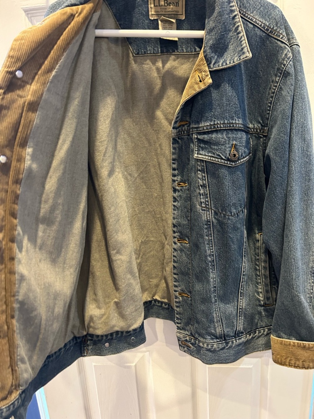 LL Bean Men’s Lined Denim Classic Jacket Large - Picture 3 of 11